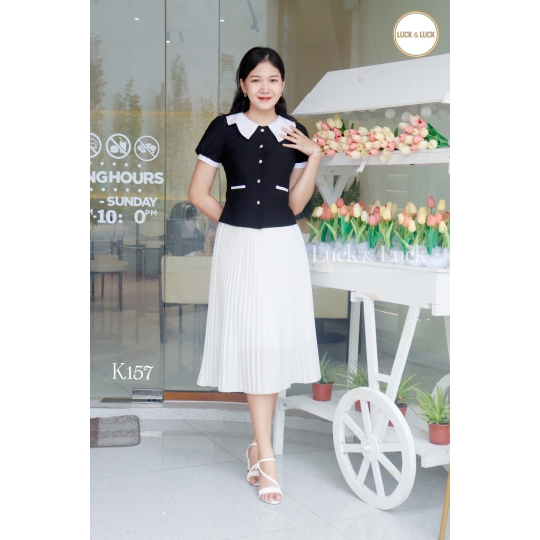 Áo sơ mi phối cổ 