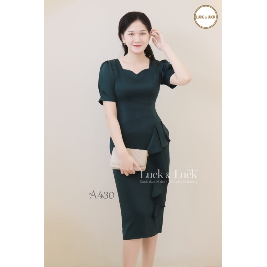 Đầm body công sở