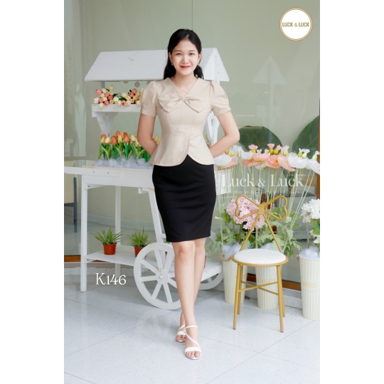 Áo sơ mi nữ công sở dáng peplum phối nơ cổ