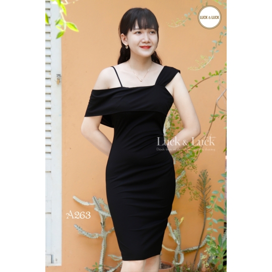 Đầm body dự tiệc trễ vai 2 dây