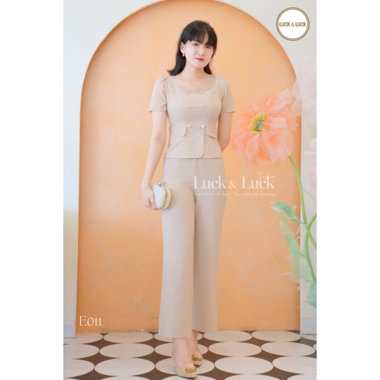 SET BỘ CỔ VUÔNG PHỐI 6 NÚT TRƯỚC