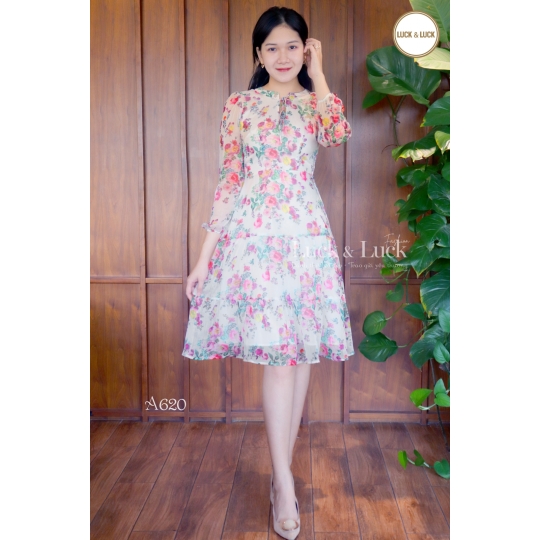ĐẦM HỌA TIẾT HOA