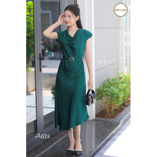 Đầm lụa cổ đổ kèm thắt lưng - Màu Xanh Ve Chai