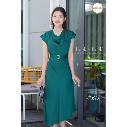 Đầm lụa cổ đổ kèm thắt lưng - Màu Xanh Ve Chai