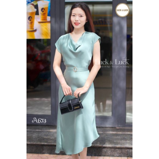 Đầm lụacổ đổ cài lưng - Màu Xanh Ngọc