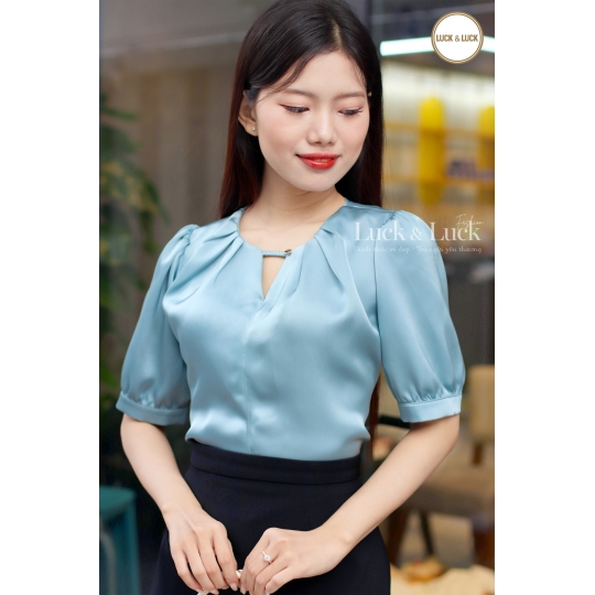 Áo lụa ngắn tay cổ v - Màu Xanh