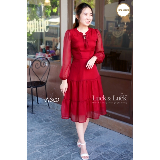 Đầm voan tay dài no co