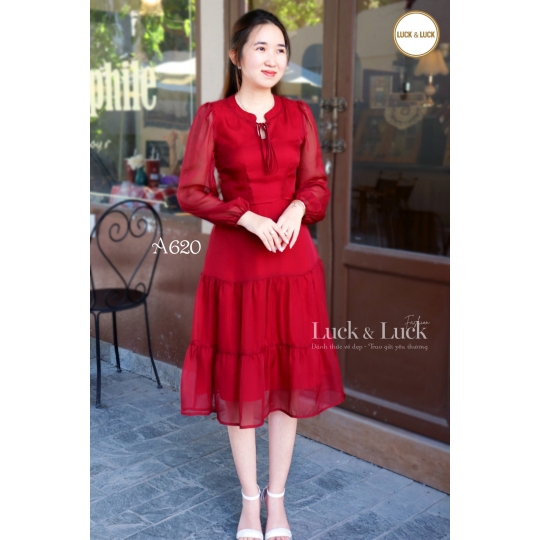 Đầm voan tay dài no co