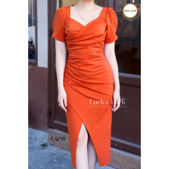Đầm body nhún eo