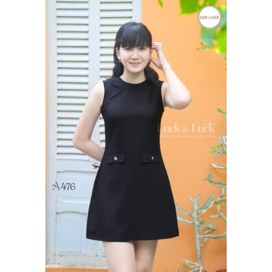 Đầm form A 2 túi trước - Màu Đen