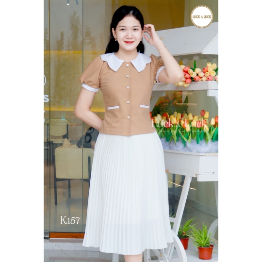 Áo sơ mi phối cổ 