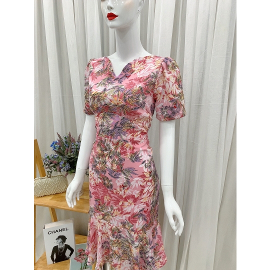Đầm body đuôi cá