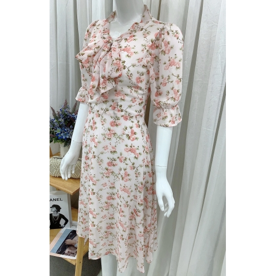 Đầm xoè tay lỡ cột nơ cổ